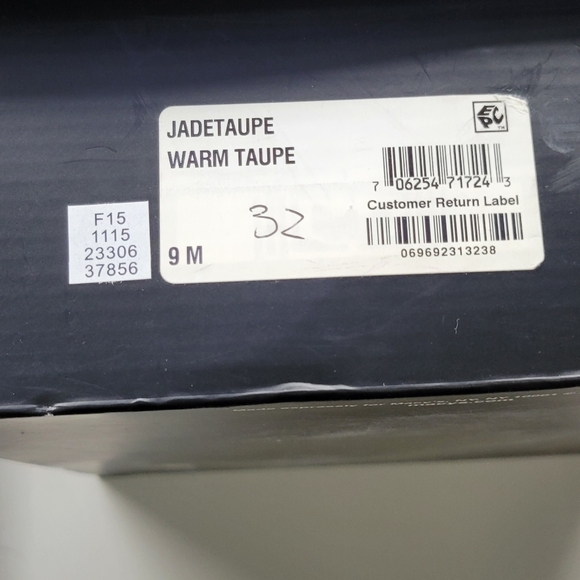 NEW Women's INC international concepts jade warm taupe Women’s Size 9 Boot Suede - Picture 7 of 7